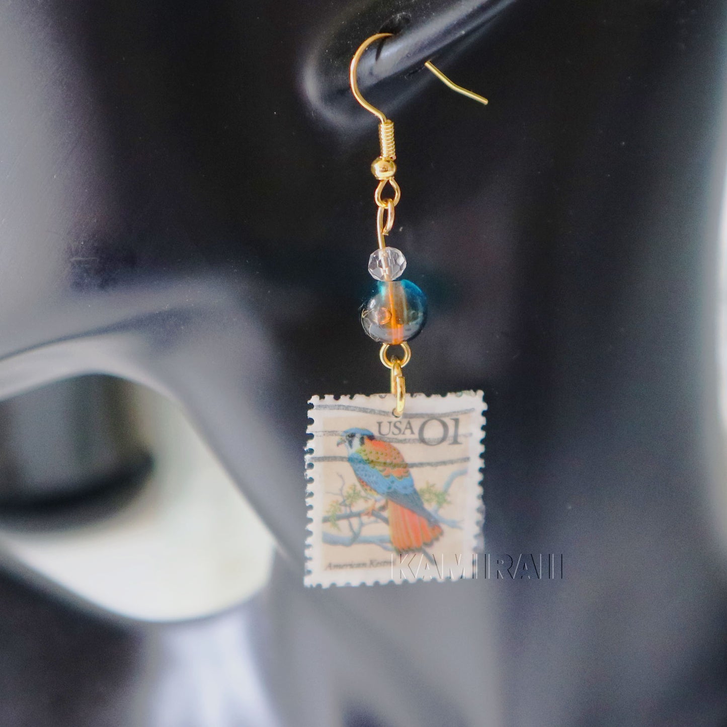 Boucles d’oreilles en timbres vintage