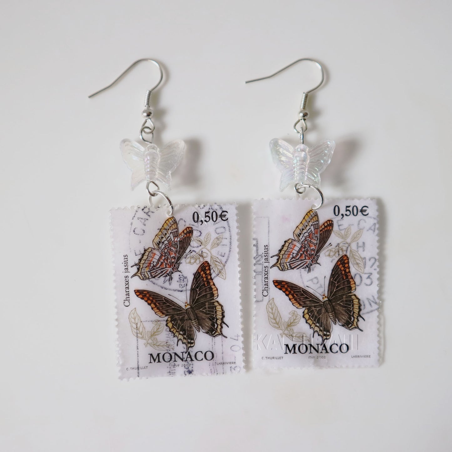 Boucles d’oreilles en timbres vintage