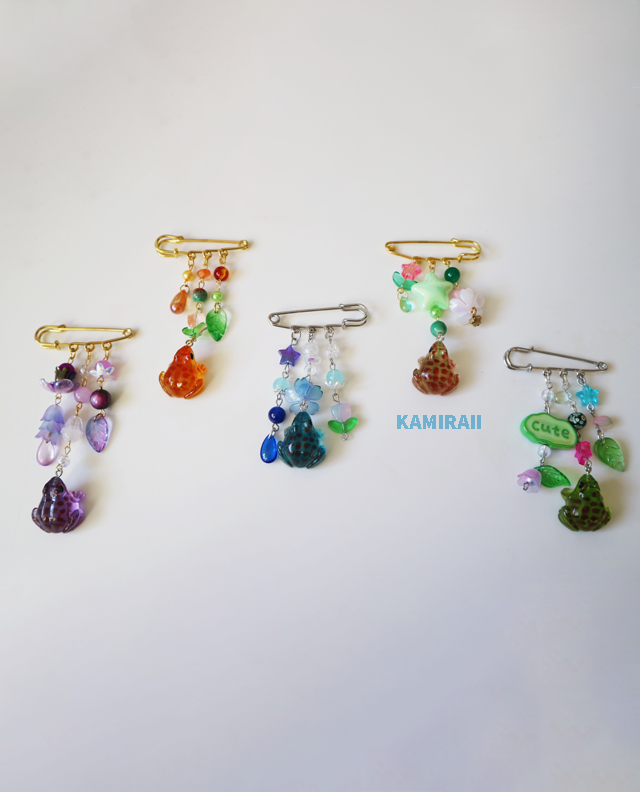 Froggos Broches 5 cm