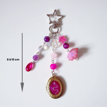 Porte-clé locket décoré à la main